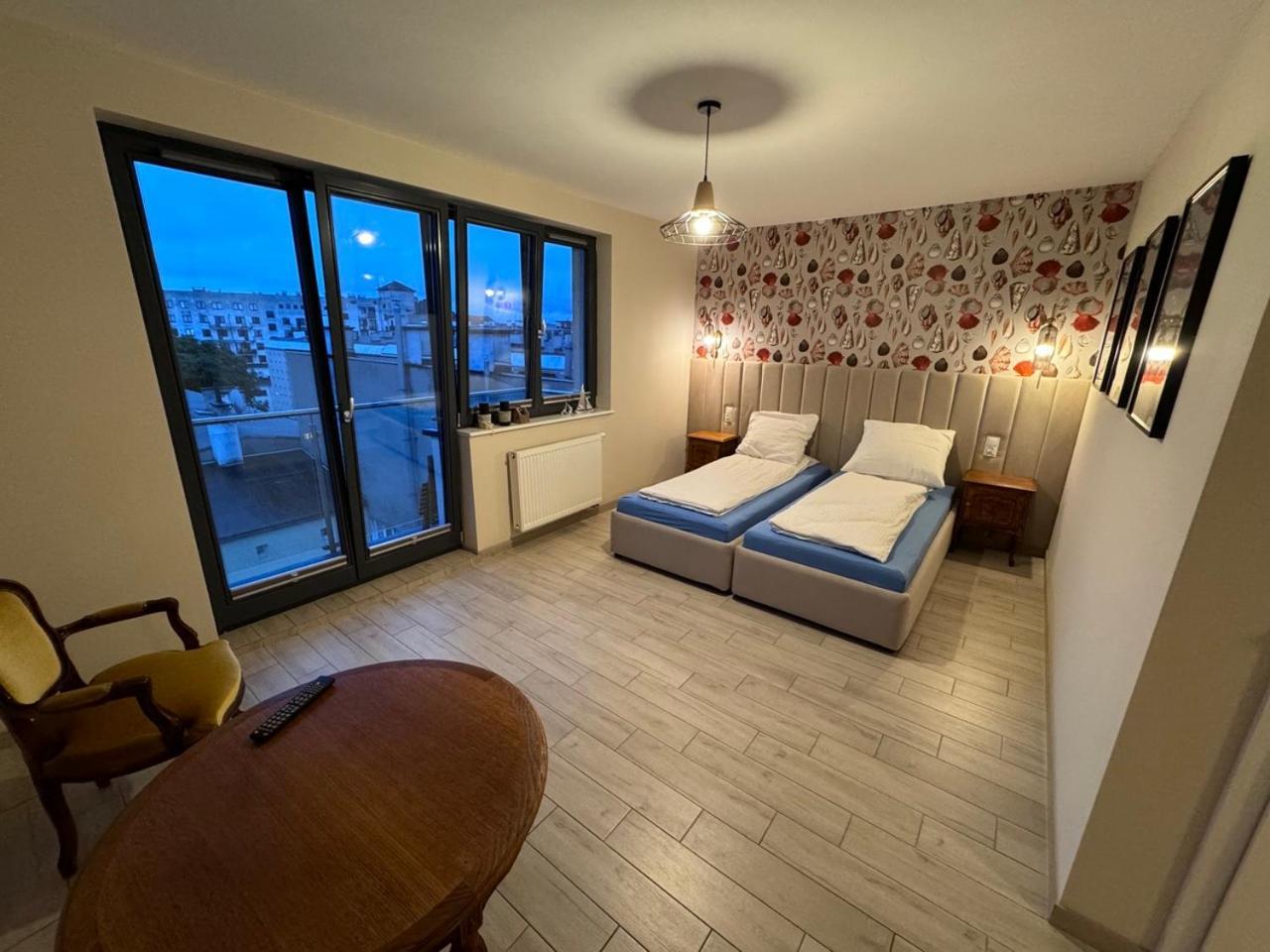 Little White Frog Apartment Szczecin Bagian luar foto